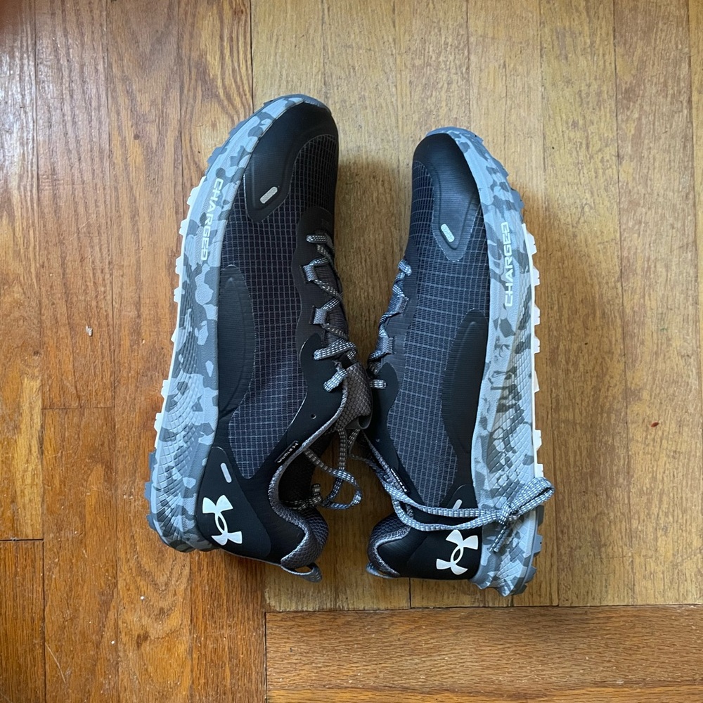 Brand new in box Under Armor Charged TR2 SP, size 13 never worn. Questions? Lmk